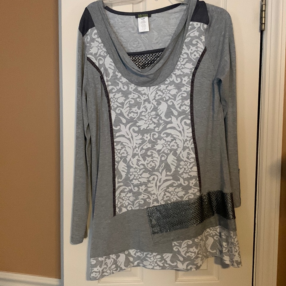 Dolcezza-Long Sweater